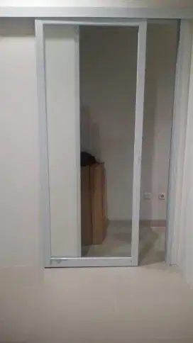 Pintu sliding kaca