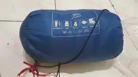 Sleeping bag untuk kemping