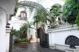 Dijual Rumah Metro Pondok Indah 2 Lantai SHM