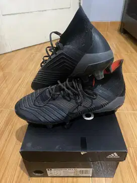 Adidas Predator 18.1 FG (Black)