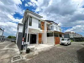 RUMAH BARU 2 Lantai Perum Arumba Tunggulwulung Dkt Suhat UB Brawijaya