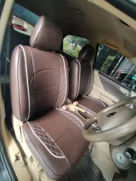 Specialist sarung jok, karpet dasar dan interior mobil