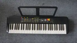 keyboard Yamaha PSR F52