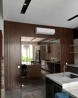 Kichen set partisi dekat ruangan medan