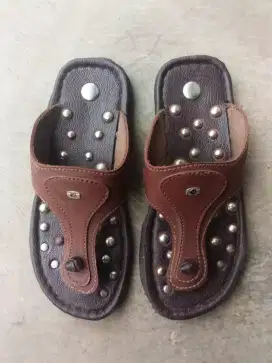 Sandal akupuntur kulit pijat refleksi original preloved