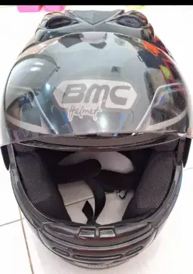 Dijual helm MDS masih bagus jarang pakai