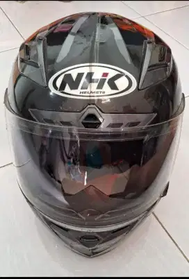 Dijual Helm merek NHK jarang pakai full face bangus banget ukuran xl