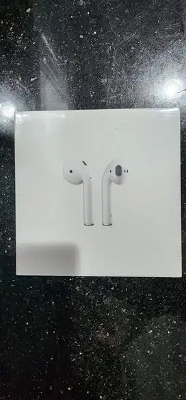 Apple Airpods with charging case