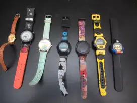 Jam jadul naruto, starwars, batman, smurfs, final fantasy