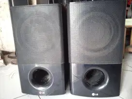 LG Subwoofer 7 in, 340 watts RMS, fuul ori, box utuh, merk Korea