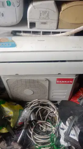 Jual beli AC bekas atau rusak