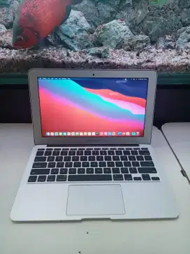 Jual Macbook agan d sini aja siap beli semua kondisi