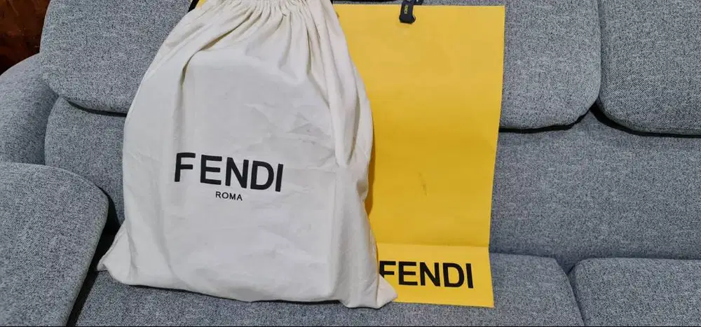 FENDI Backpack, Tas punggung, Tas Gemblok