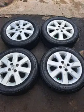 Velg mobil march r15 bisa tt cocok buat datsun