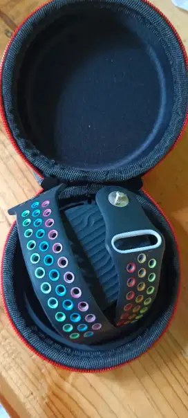 Utuk jam tangan / apple watch. Storage box apple watch. Likenew