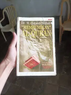 Buku Agama Islam Karya Dr. M. Quraish Shihab, M.A.