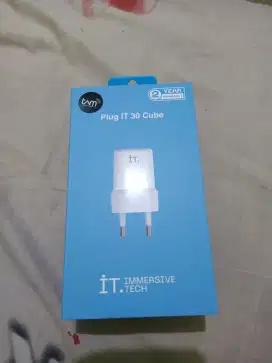 jual charger plug IT 30 cube baru belum terpakai