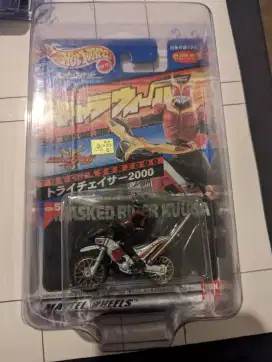 Diecast hotwheels mainan motor jadul kamen rider