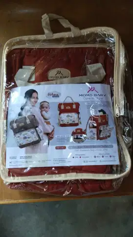 Tas utk baju bayi masih baru