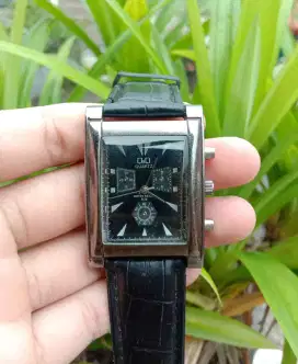 Jam Tangan pria/wanita Q&Q