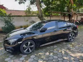 Dijual cepat honda civic turbo 2016