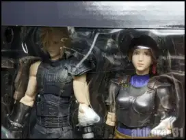 Playarts final fantasy ff7 limited, with dvd