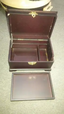Box kayu sekat vintage serbaguna