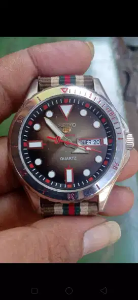 JAM TANGAN PRIA SEIKO QUARTZ