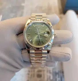 Rolex Day-Date 40 228239 Green Roman