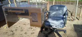 Meja kantor / staf murah
