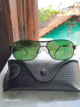 Kacanata Ray-Ban RB 3343 frame hitam kaca hijau