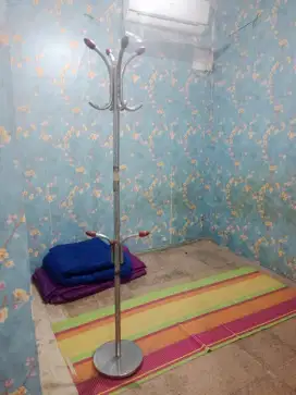 Gantungan besi 8 cabang