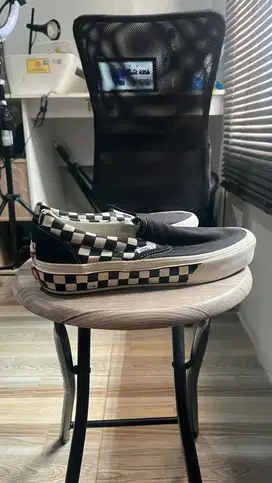 vans second kaya baru