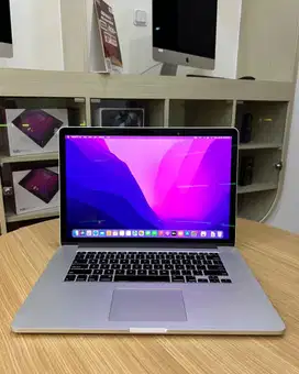 Macbook Pro 2015 15 Inch i7 RAM 16/256 GB