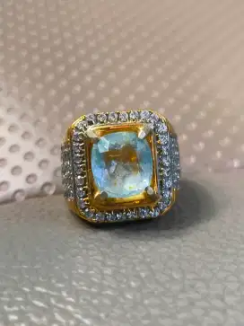 Batu permata aquamarine beryl