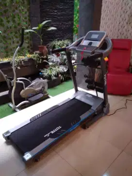 Treadmil elektrik total fitness 270 inclne