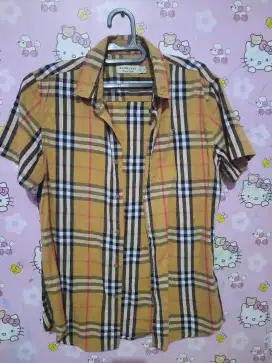 Baju kemeja burbery levis