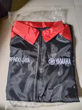 Jaket Yamaha Semakin Di Depan