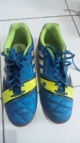 Sepatu adidas original no 43