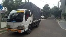 Jasa pindahan rumah dan angkut barang truk engkel