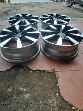 Velg ori suzuki splash r15 pcd 4x100