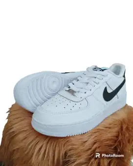 Nike Air Force 1 '07