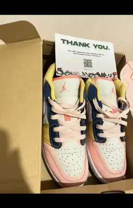 SEPATU AJ1 LOW MULTI CANVAS / AIR JORDAN 1 LOW SE