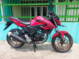 Honda cb 150r fi 2016 merah istim
