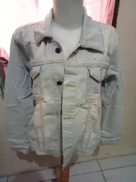 Jaket Jeans Wanita dan Pria
