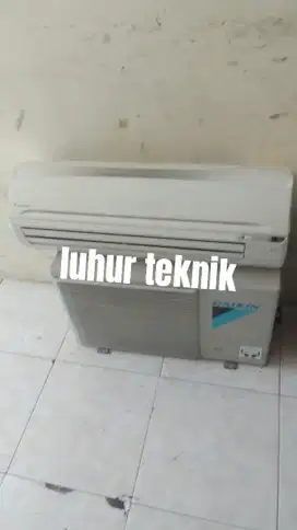 Ac daikin thailand 1/2 pk