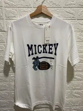 Uniqlo Mickey Size M