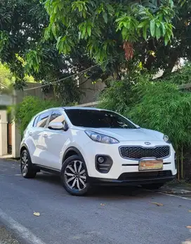 KIA SPORTAGE 2.0 AUTOMATIC
Tahun  registrasi : 2018, km 10 ribuan