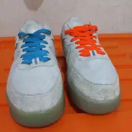 Sepatu secondbrand size 42 insole 26