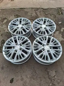 Velg mobil ertiga ring 15 cocok buat gran max apv mega cary